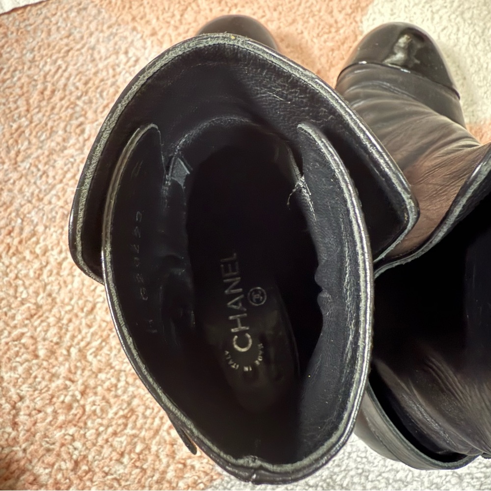 Chanel Moto Interlocking CC Logo Moto Boots - Picture 9 of 13